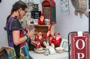 Christmas craft markets in sarasota