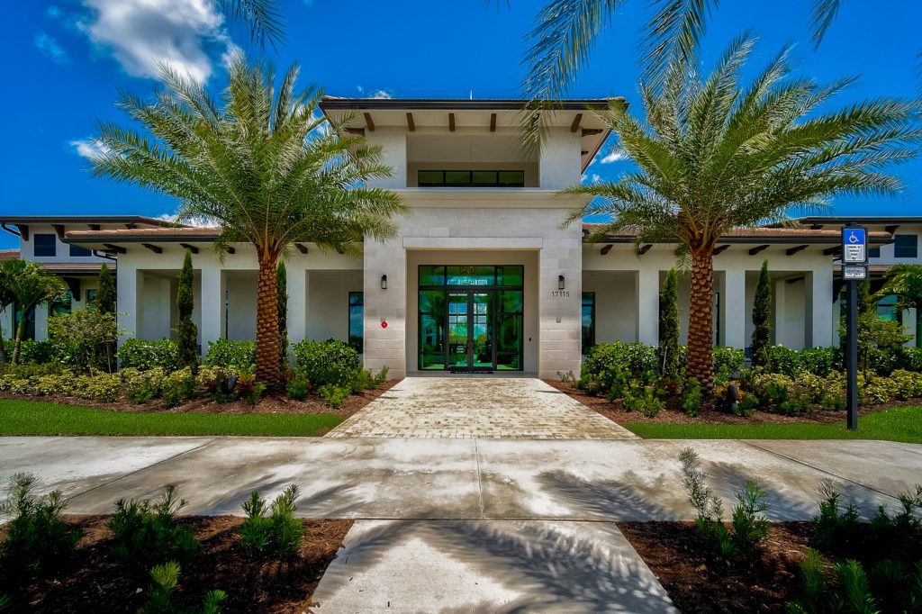Front of the Clubhouse at Cresswind Lakewood Ranch