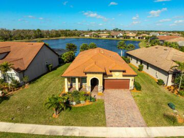 Aerial view of Corinna Place in Del Webb Lakewood Ranch
