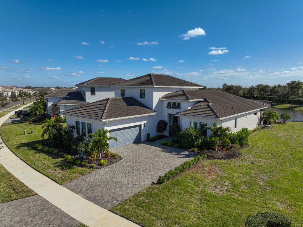 5035 Kiva Circle Lakewood Ranch