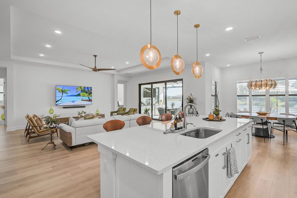 5035 Kiva Kitchen Living Room